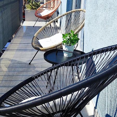 Apartman Leona Kastela Exterior photo